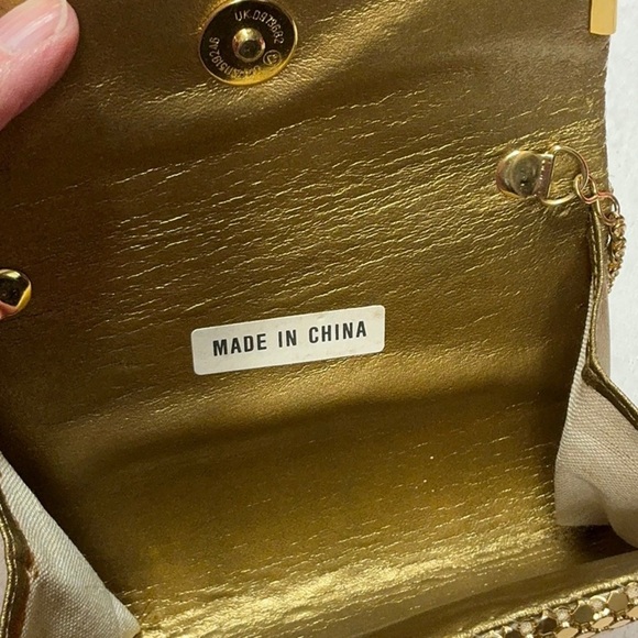 Vintage Gold Chain Evening Bag - Picture 5 of 5